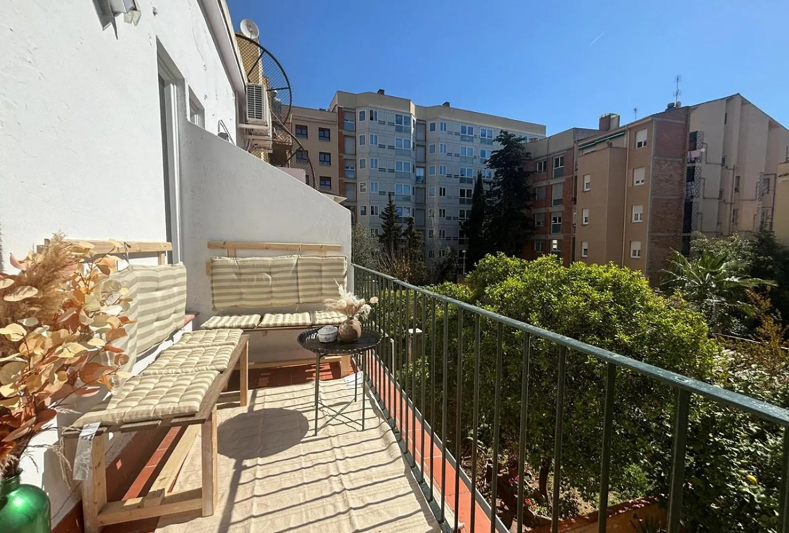 Piso En Gracia De 3 Habitaciones Dobles Suits Barcelona Spain