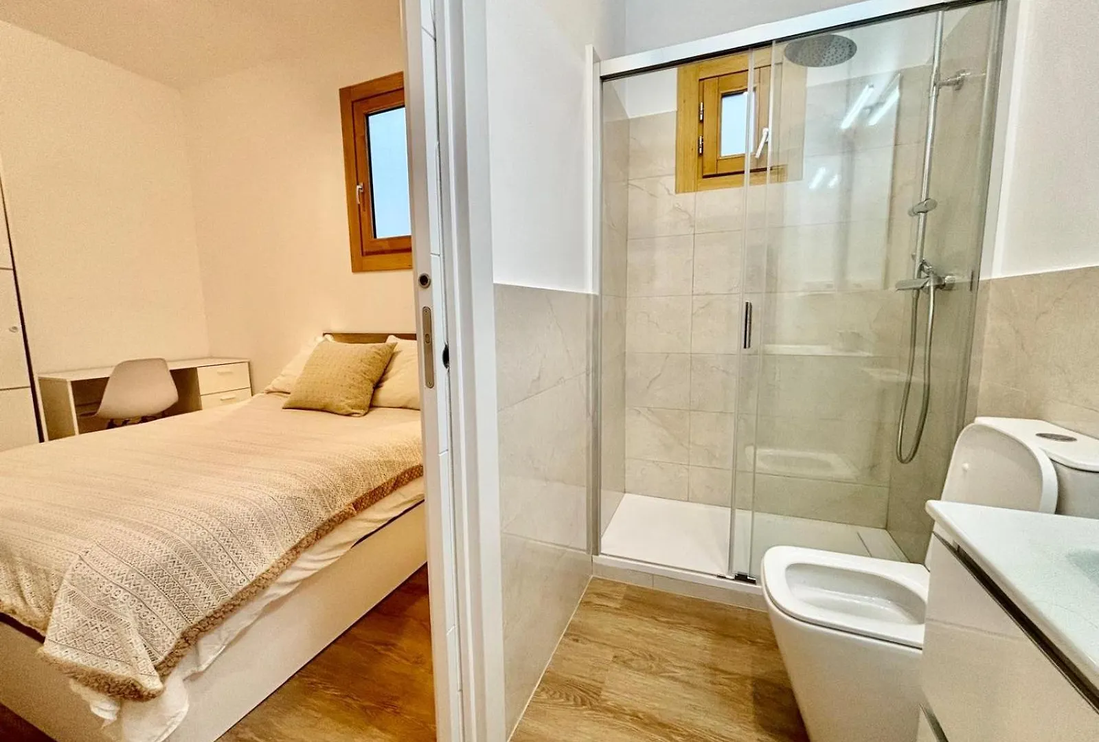 Piso En Gracia De 3 Habitaciones Dobles Suits Barcelona Spain